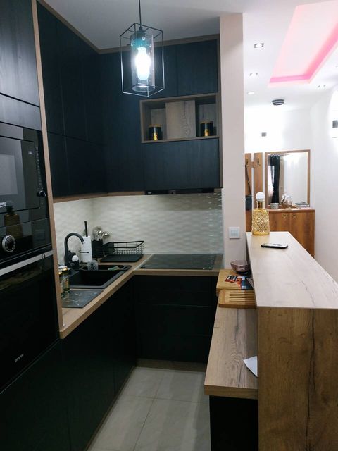 Dobropoljska 56, Beograd - 11