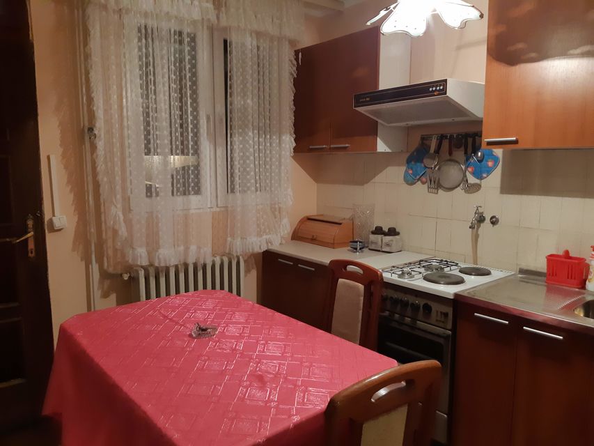 Šibenička 3, Beograd - 8