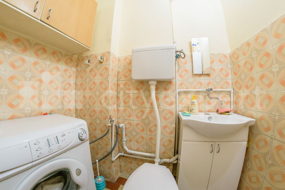 Meštrovićeva 4, Beograd - 8