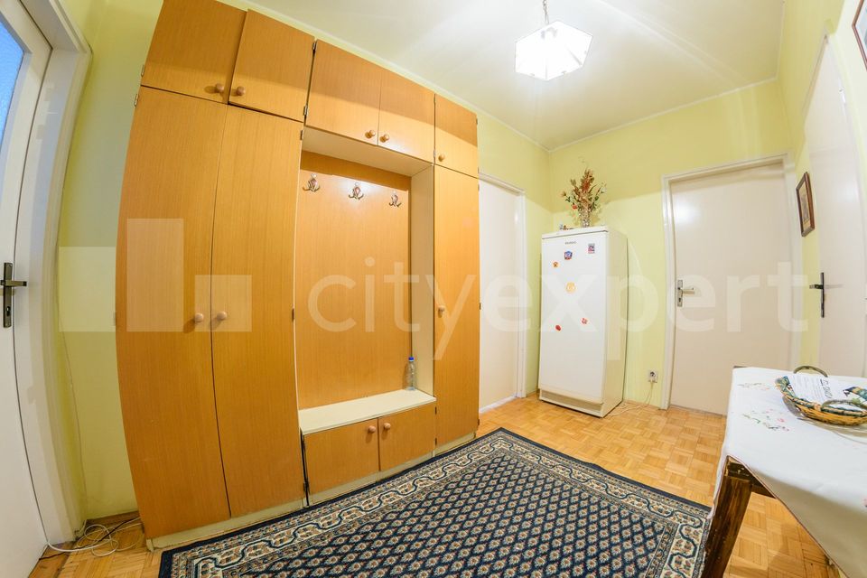 Meštrovićeva 4, Beograd - 7