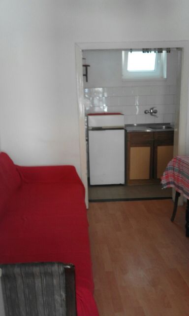 Tošin bunar 45, Beograd - 5