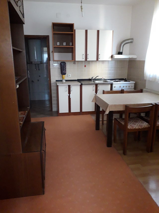 Slobodana Jovića 8, Beograd