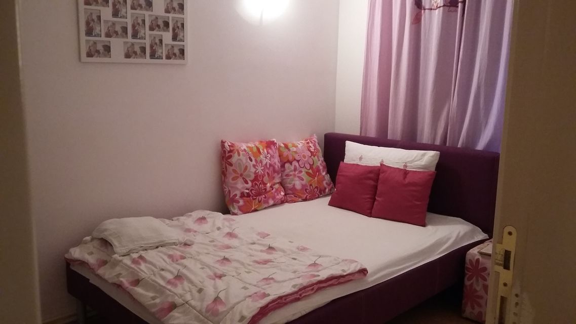 Ace Joksimovića 49, Beograd - 19