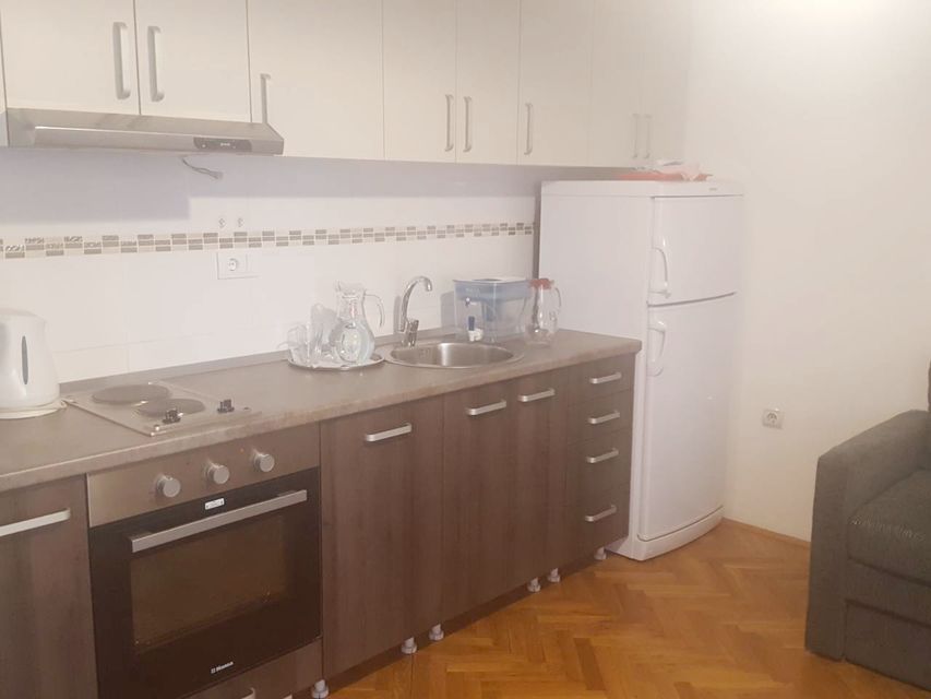 Slobodana Lale Berberskog 1, Beograd - 3