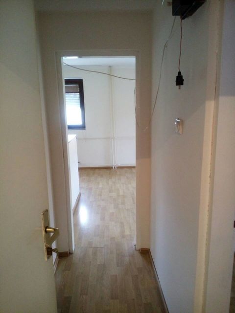 Prote Milorada Pavlovića 65, Beograd - 7