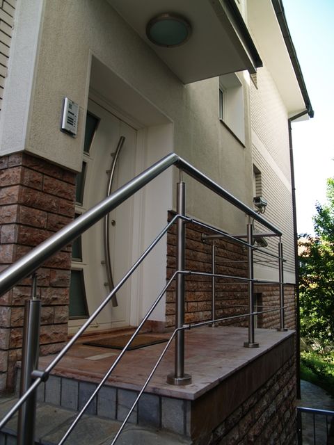 Izvorska 100, Beograd - 3