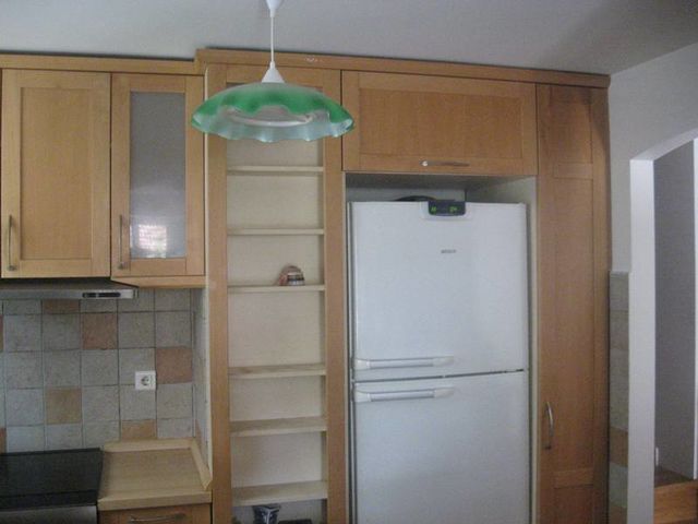 Izvorska 100, Beograd - 8