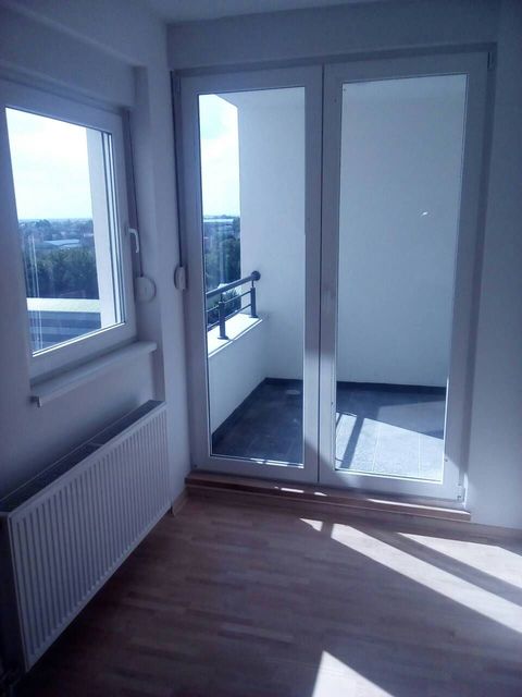 Kralja Petra Prvog 44, Nova Pazova - 3
