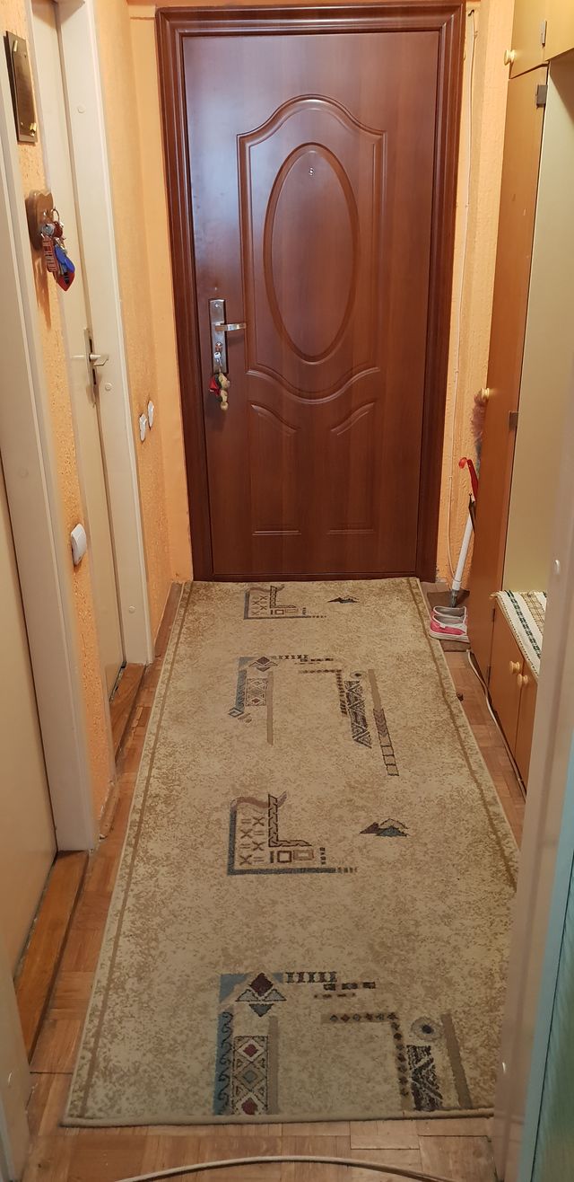 Seljačkih buna 13, Novi Sad - 2