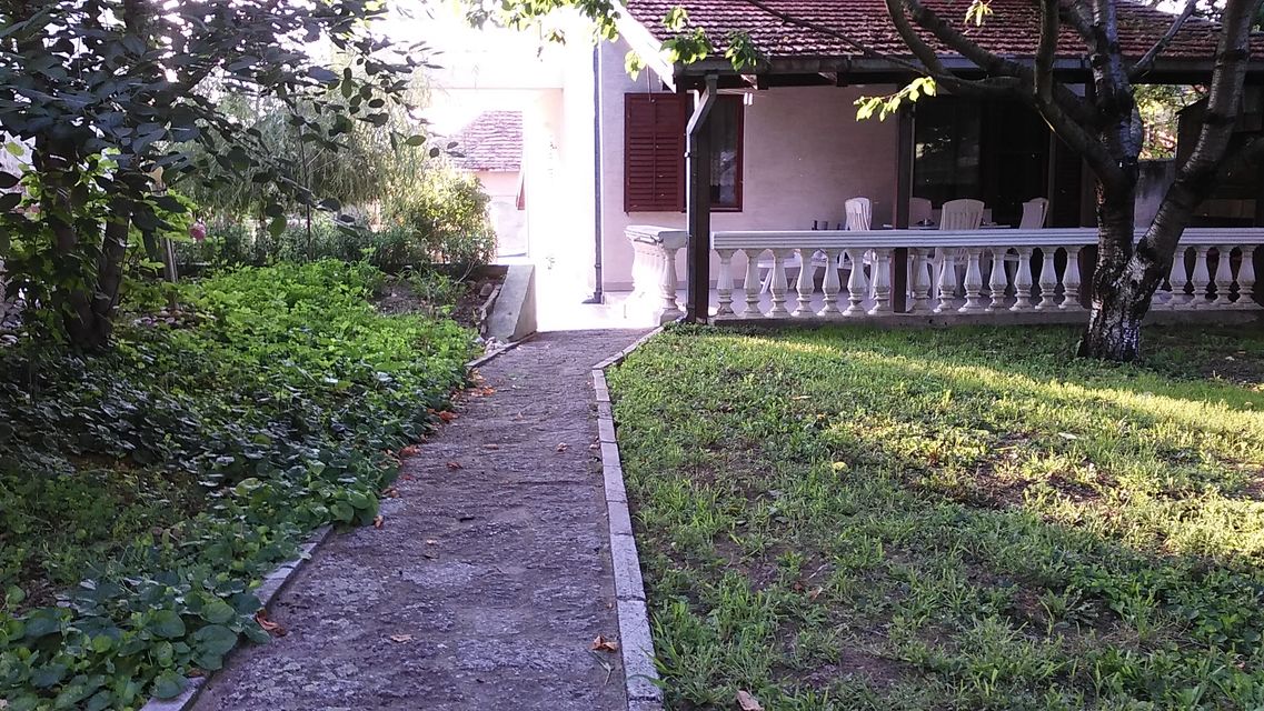 Maršala Tita 16, Beograd - 18