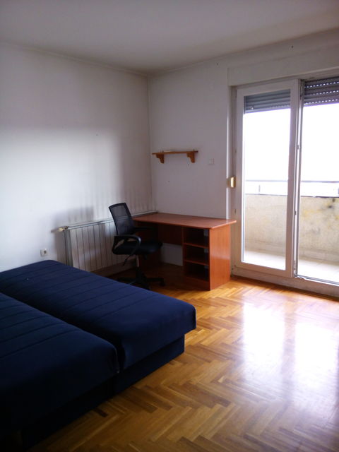 Tihomira Ostojića 4, Novi Sad - 11