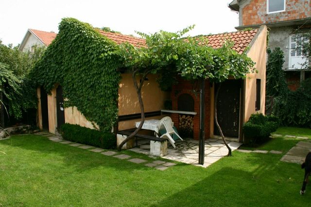 Đure Stojkovića 21, Beograd - 3