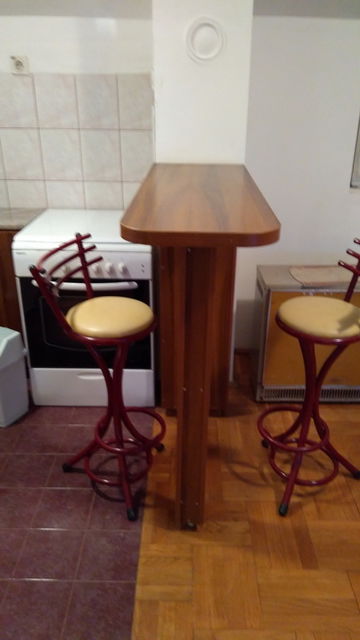 Milovana Šaranovića 12, Beograd - 11