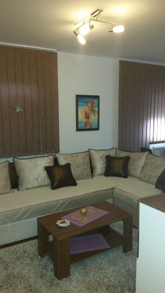 Vojvode Vlahovića 31i, Beograd - 1