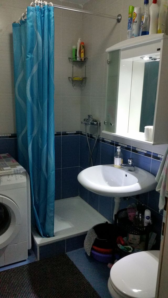 Vojvode Vlahovića 31i, Beograd - 4