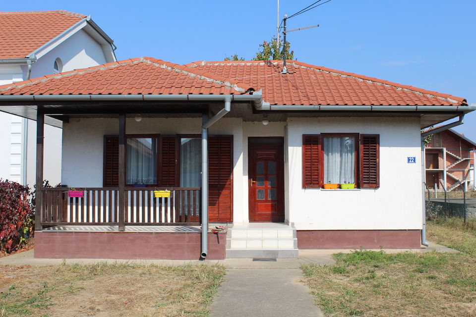 Isaka Singera 22, Beograd