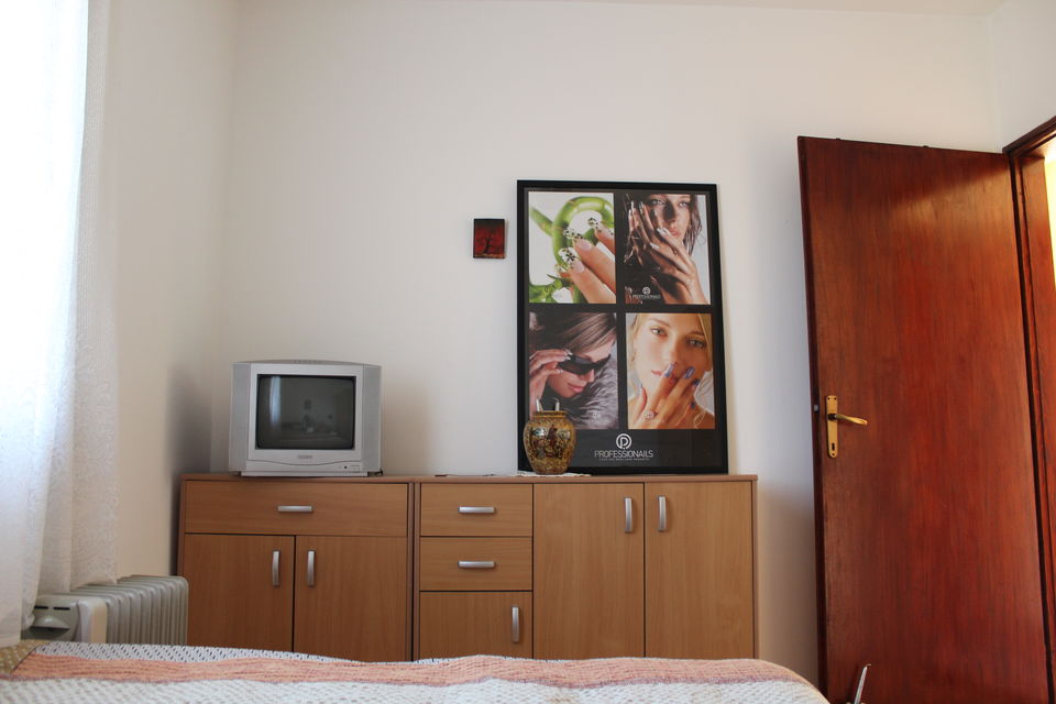 Isaka Singera 22, Beograd - 5