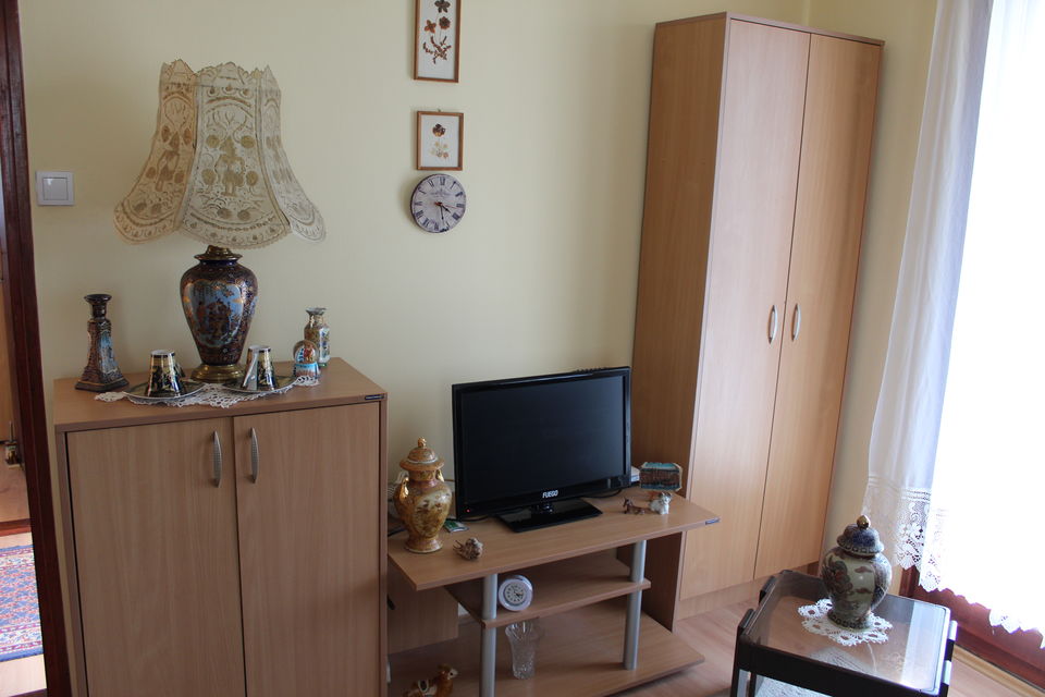Isaka Singera 22, Beograd - 13