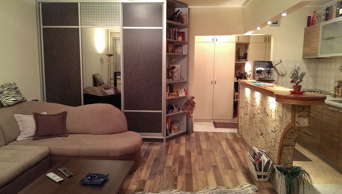 Palmira Toljatija 54, Beograd