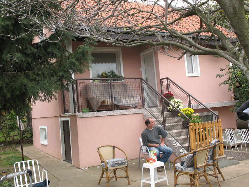 Kosovke devojke 24, Beograd - 2