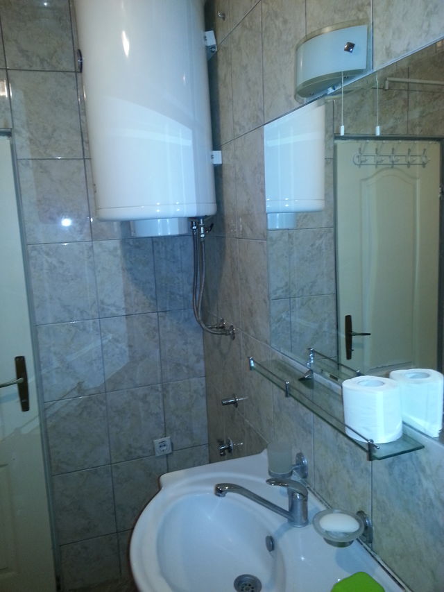 Tekeriška 18a, Beograd - 5