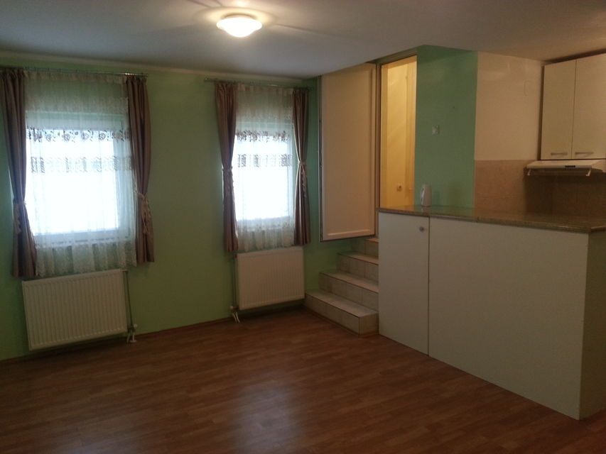 Tekeriška 18a, Beograd - 17