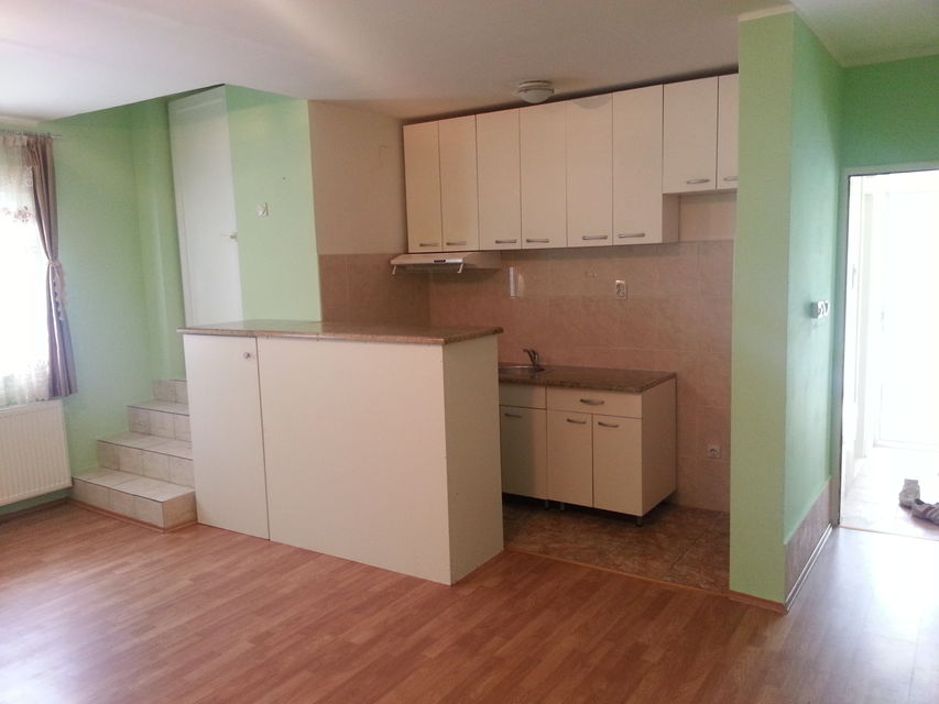 Tekeriška 18a, Beograd - 16