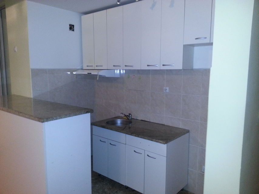 Tekeriška 18a, Beograd - 3