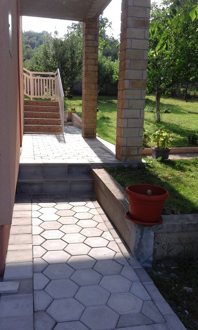 Bukovački put 68, Petrovaradin - 4