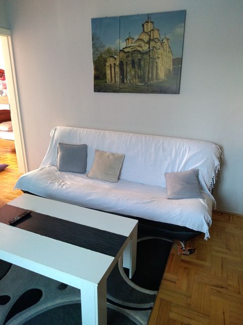 Prvoboraca 41, Beograd - 3