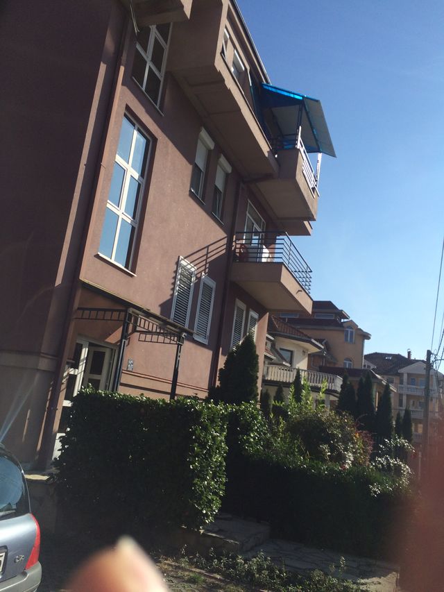 Vojvode Vlahovića 27e, Beograd