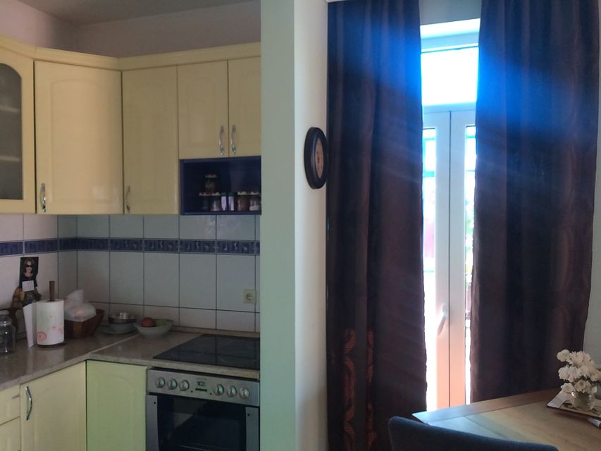 Vojvode Vlahovića 27e, Beograd - 4