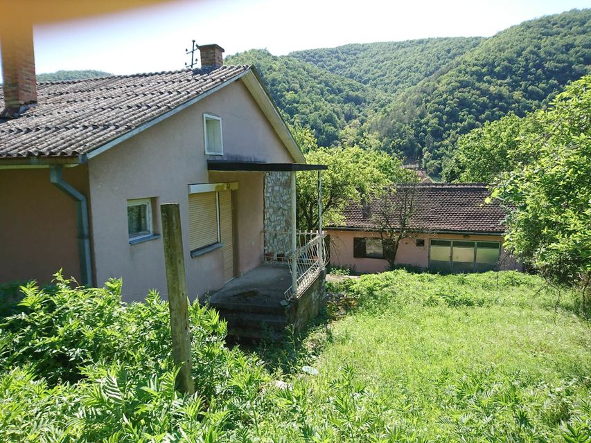 Partizanska  107, Dobra - 3