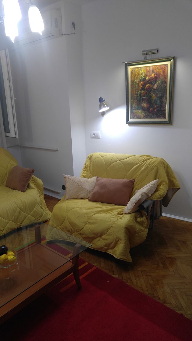 Topličin venac 29, Beograd - 13