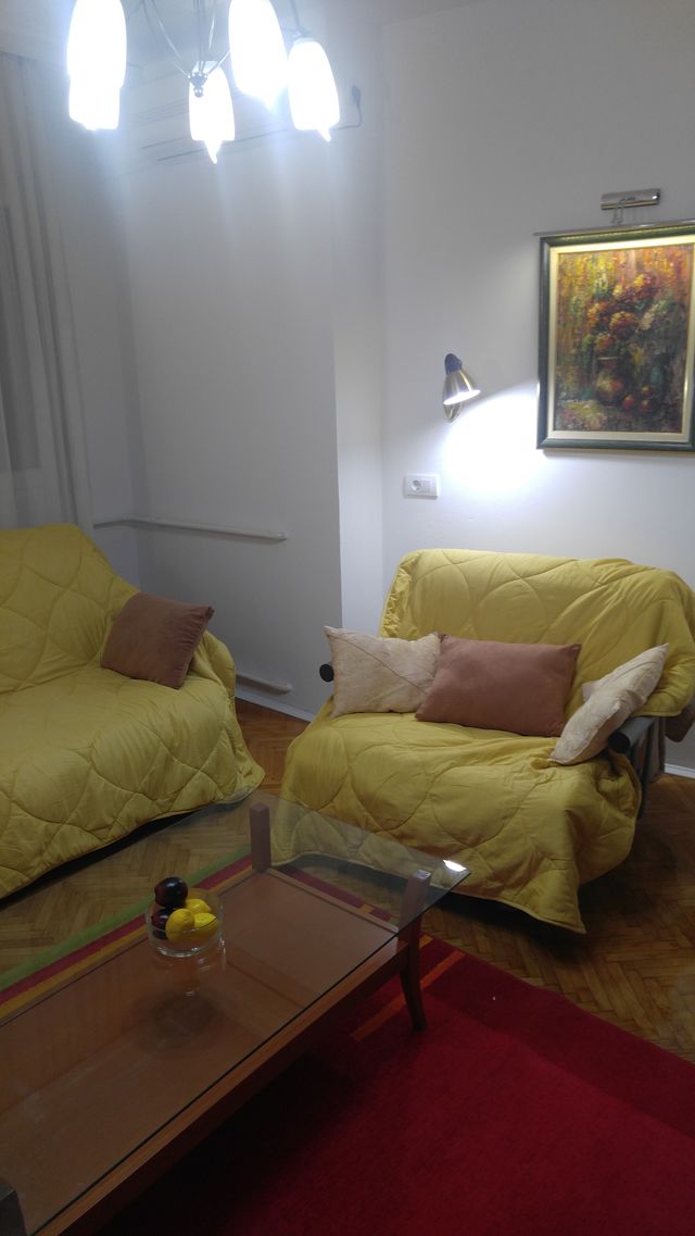 Topličin venac 29, Beograd