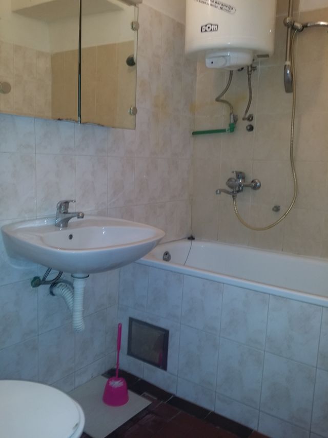 Salvadora Aljendea 43, Beograd - 3