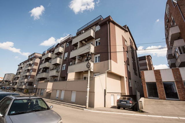 Vojvode Vlahovića 47e, Beograd - 8