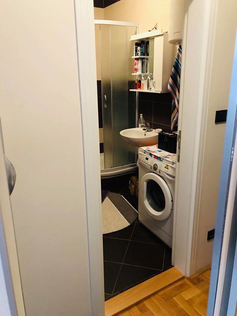 Vojvode Vlahovića 47e, Beograd - 5