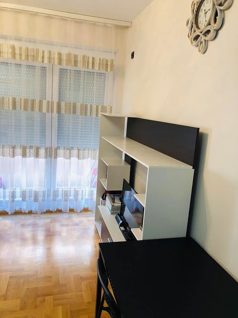 Vojvode Vlahovića 47e, Beograd - 3