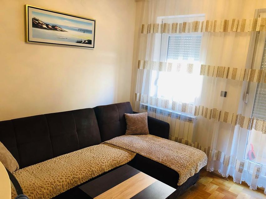 Vojvode Vlahovića 47e, Beograd