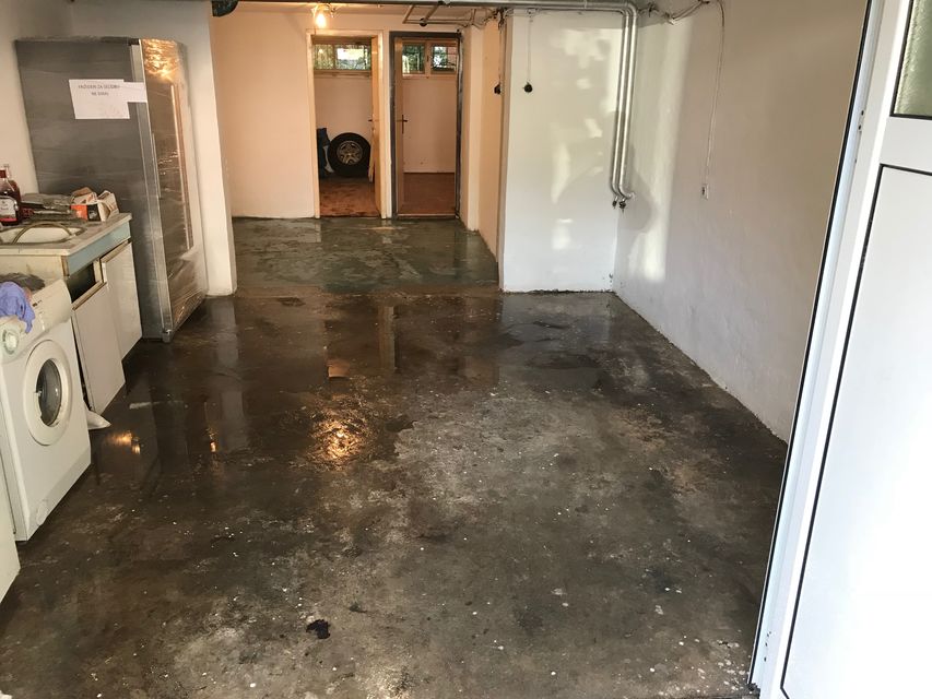 Emilije Jakšić 45-45a, Beograd - 8