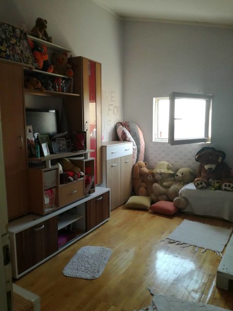 Katarine Bogdanović 21, Beograd - 5