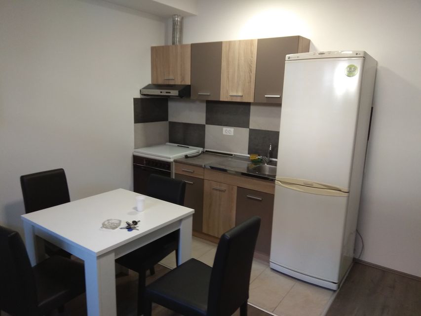 Sibinjanin Janka 18, Beograd - 3