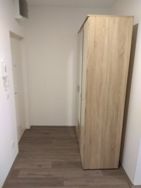Sibinjanin Janka 18, Beograd - 9
