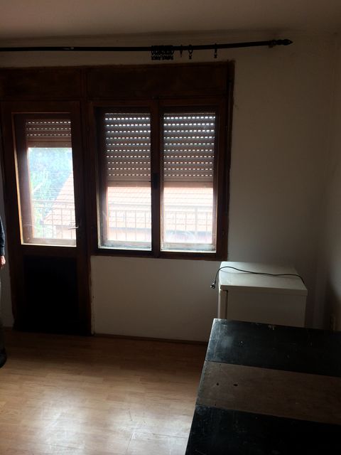 Volgina 38, Beograd - 4