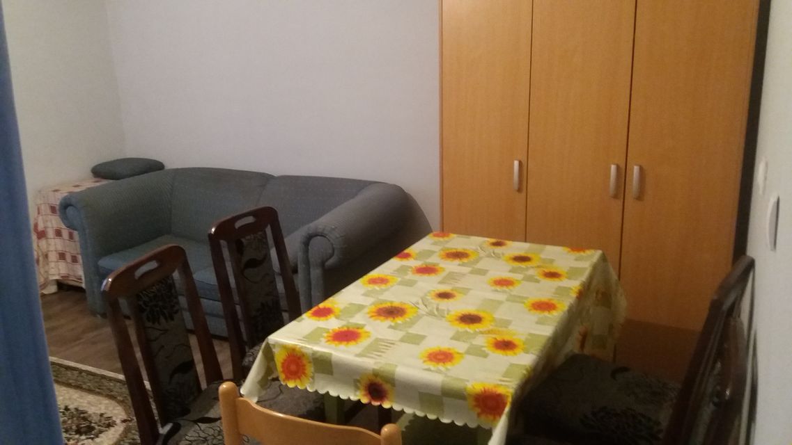 Braće Ribnikar 6, Beograd