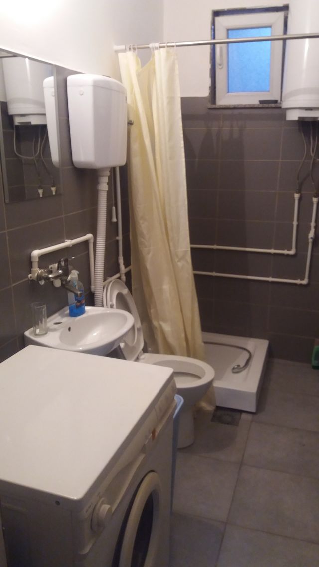 Braće Ribnikar 6, Beograd - 3