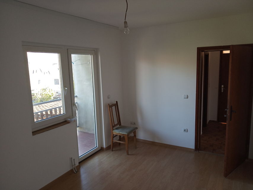 Dejana Dubajića 32, Beograd - 10