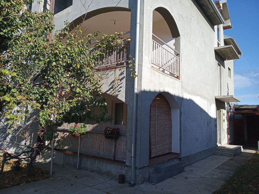 Dejana Dubajića 32, Beograd