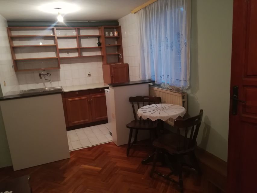 Solunskih boraca 11a, Beograd - 6